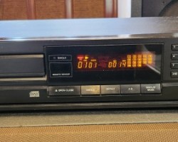 타스캄- CD 401 MK2 CDP