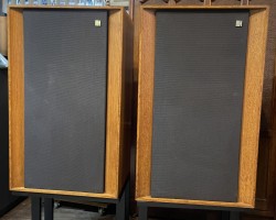 KEF 스피커